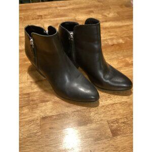 FRYE Judith Black Leather Ankle Bootie Moto Biker Classic Cowboy Western Size 7